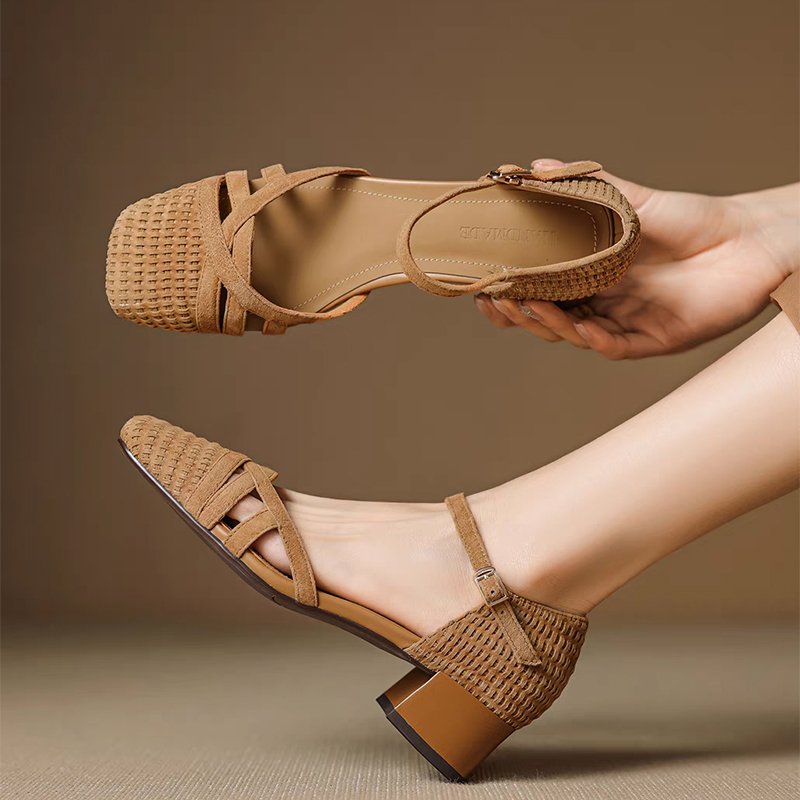 Retro Weave High Heel Sandals  - огляд і ціна Ankle Strap Attachment