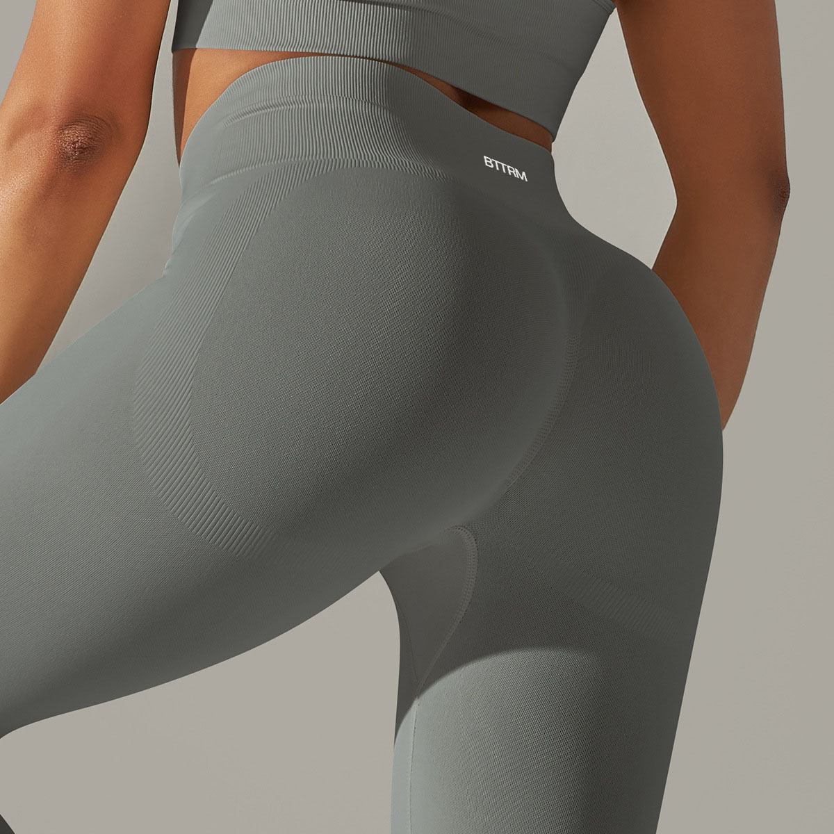 BetterMe Women Seamless Yoga P - огляд і ціна Home Gym With Leg Press